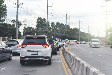 Traffic jams in the industrial estate, Traffic condition on the road