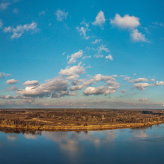 Облака над водой / Clouds above water