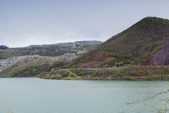 Reservoir of Barrios de Luna, Spain