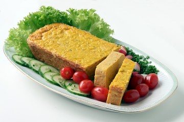 baked grinded lentils pie vegetarian meal 