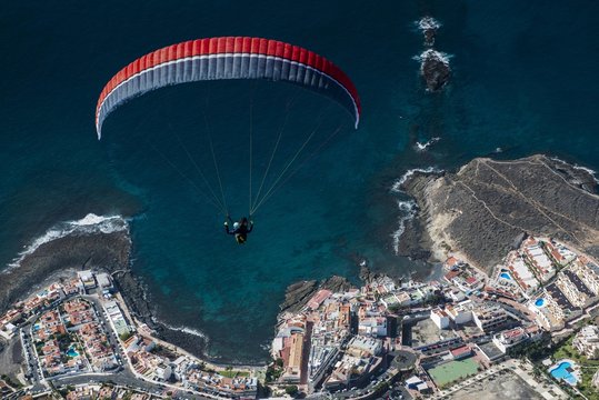 Paraglider over the Atlantic Ocean near La Caleta, aerial view, Tenerife, Atlantic Ocean, West Coast, Spain, Europe