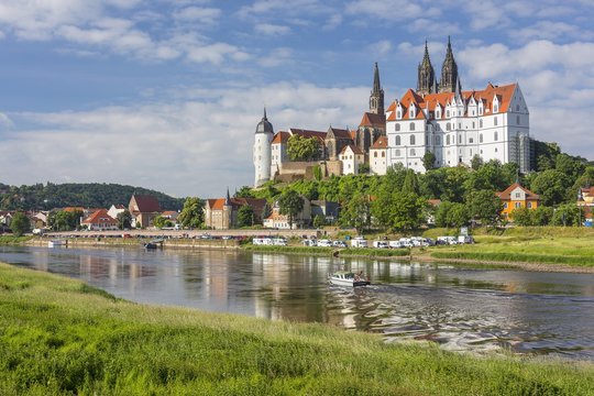 Albrechtsburg Castle, Cathedral and Bischofsschloss with Elbe River, Meissen, Saxony, Germany, Europe