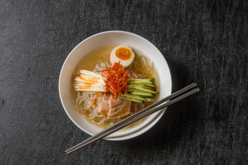平壌冷麺　Pyongyang cold noodles