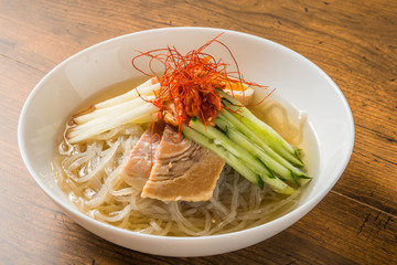 平壌冷麺　Pyongyang cold noodles