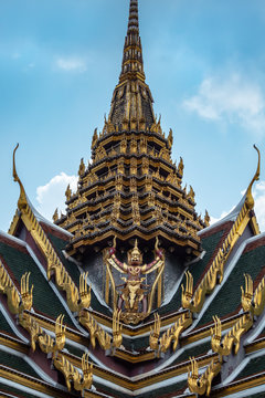 Großer Palast in Bangkok: Dach des Phra Thinang Dusit Maha Prasat