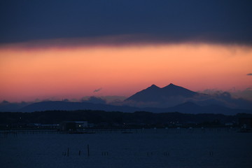 筑波山と霞ヶ浦の夕景
