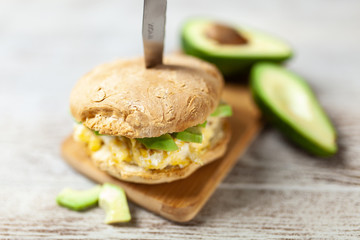 Avocado and egg sandwich