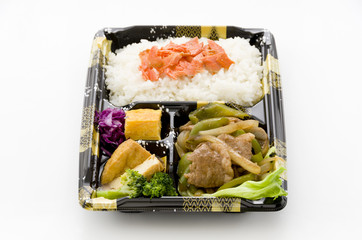 牛肉ピーマン炒め弁当