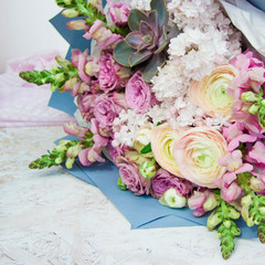 bouquet pink white