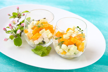 Mango-Salat im Glas