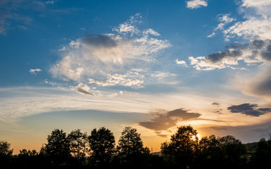 Abendrot mit schönen Wolken