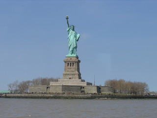 Fototapeta premium Statue of Liberty; statue; monument; landmark; national historic landmark