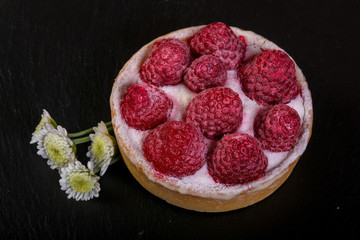 Raspberry cake