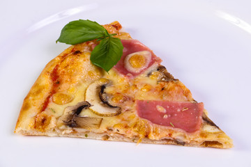Pizza mushrooms and ham