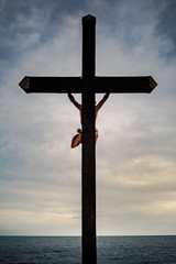Cross and the sea