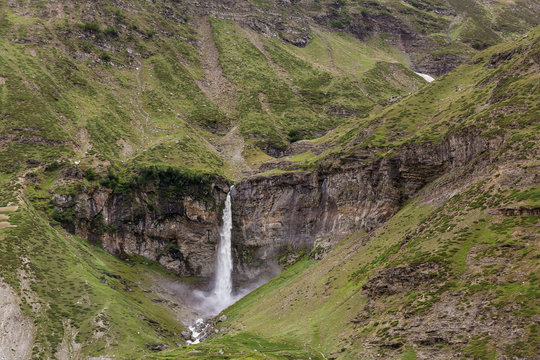 Heart shaped Sissu waterfall in the Chandra valley observed from Leh - Manali highway, Himalayas, Jammu and Kashmir, Northern India.