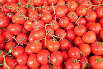 Background of organics tomatoes at farmers market