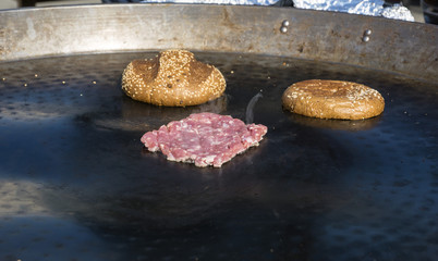 burger cooking