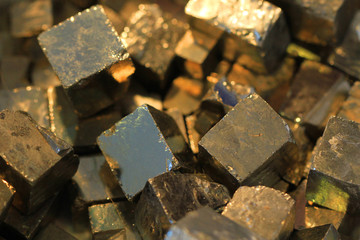 pyrites quartz cubes texture