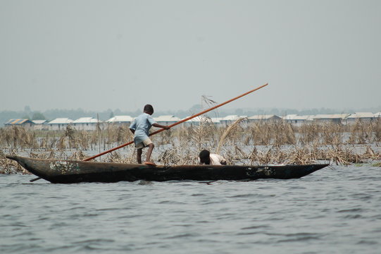Benin, piroga sul Lago Nokou&eacute;
