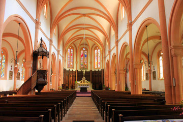 intérieur de l'église de senones dans les Vosges