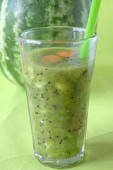 Kiwi-Limetten-Smoothie