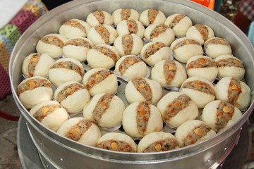 steamed buns pork chop at street food