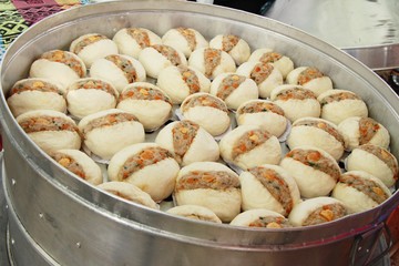 steamed buns pork chop at street food