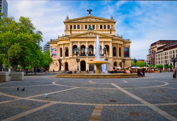Alte Oper Frankfurt am Main © EKH-Pictures