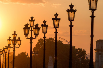 lampadaire roue