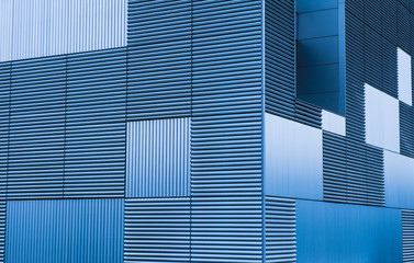 メタルの近未来的建造物