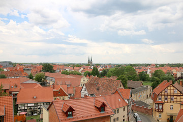Fototapeta na wymiar Blick auf Quedlinburg, UNESCO Weltkulturerbestadt, Harz, Deutschland