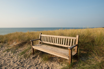 Naklejka na ściany i meble bench at the beach