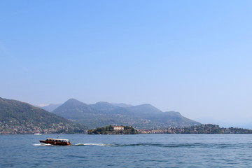 Giro turistico in barca - turismo 