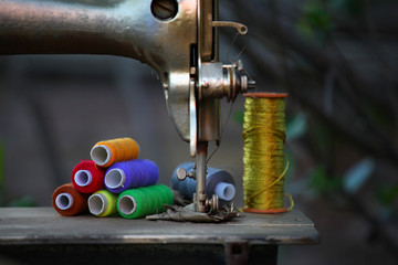 Vintage Metal Sewing Machine 