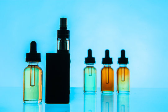 Vaping device and accessory. advanced vaping device