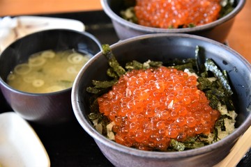 いくら丼