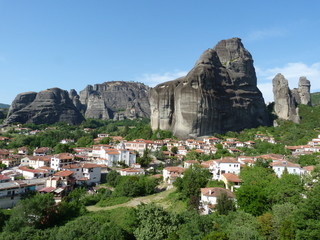 Vue sur les M&eacute;t&eacute;ores (1)
