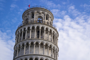 Fototapeta na wymiar PISA, Italy - SEPTEMBER 7, 2016. Leaning Tower Pisa. The top of the tower