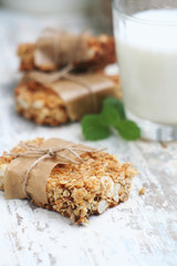 Home made muesli bars