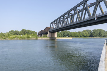 Rheinbrücke Wintersdorf iffezheim / Pont de Beinheim 