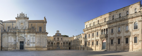 Fototapeta na wymiar Vista di Piazza Duomo - Lecce - Salento - Puglia