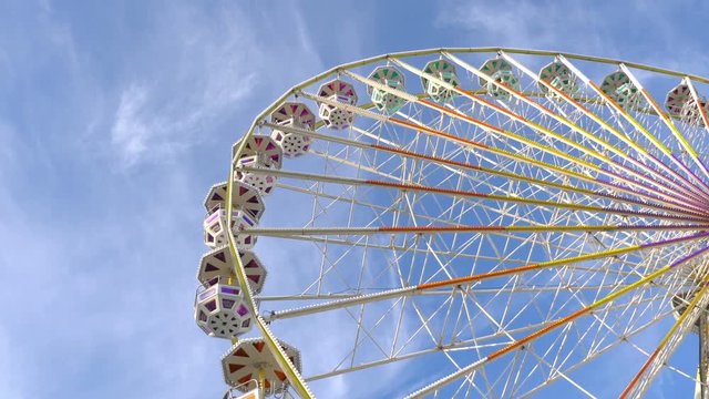 Professional video of giant ferris wheel in Paris in 4K Slow motion 60fps