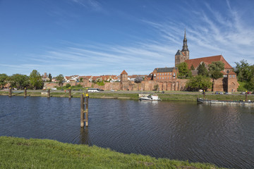 Fototapeta premium Skyline Tangermünde an der Elbe in Sachsen-Anhalt