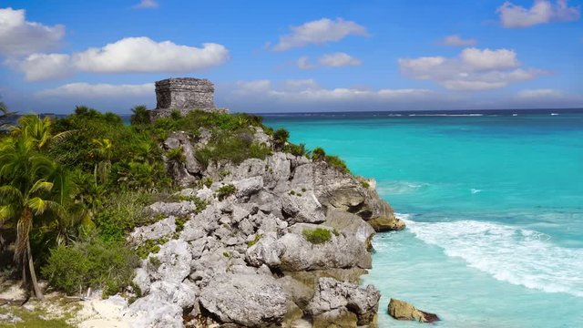 Tulum ruins in Caribbean sea at Mayan Riviera