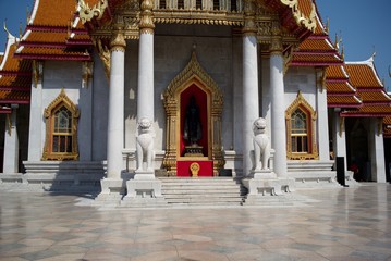 Important buildings within the temple