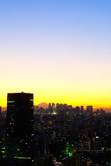 都市の夕景