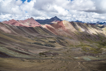 Rainbow Mountain Hike with Horses and amazing landscapes