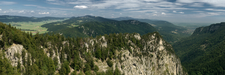 Fototapeta na wymiar Karst landscape around Creux du Van, French Switzerland
