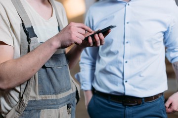 builder submits the project to the customer.